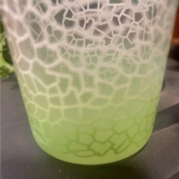 West Virginia MCM 50’s Seaspray Mojito
Crackle Glass - Picture 2 of 4